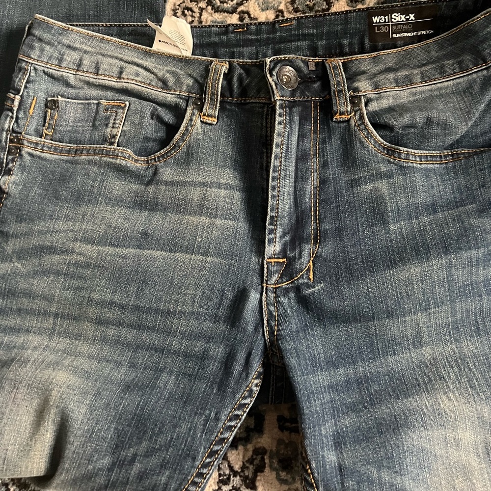 Men’s Black brand Jeans. Like knew